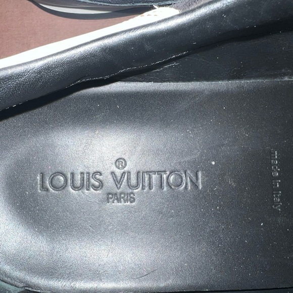 Louis Vuitton 3 Strap Trainer - Size 10 Men’s - Picture 6 of 16
